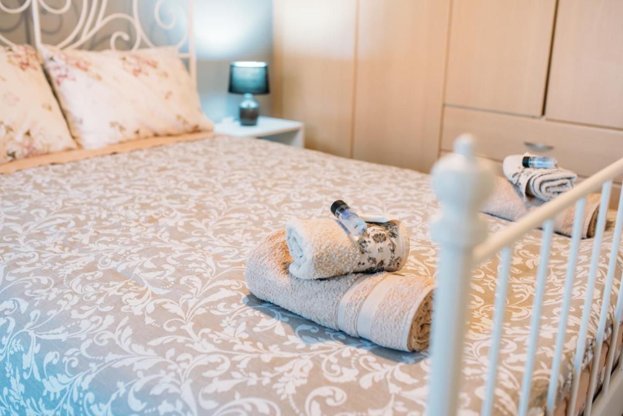Muses Old Town Ioannina 2 Apartment Ngoại thất bức ảnh